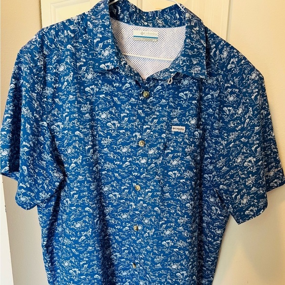 Columbia PFG Performance Fishing Gear shirt. M/M size. Dark rich blue shirt - Picture 3 of 5